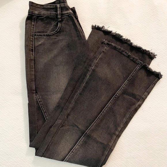 Y2K baggy wide leg denim jeans with Butterfly Detail bell bottoms Size 2 NEW - Picture 4 of 16